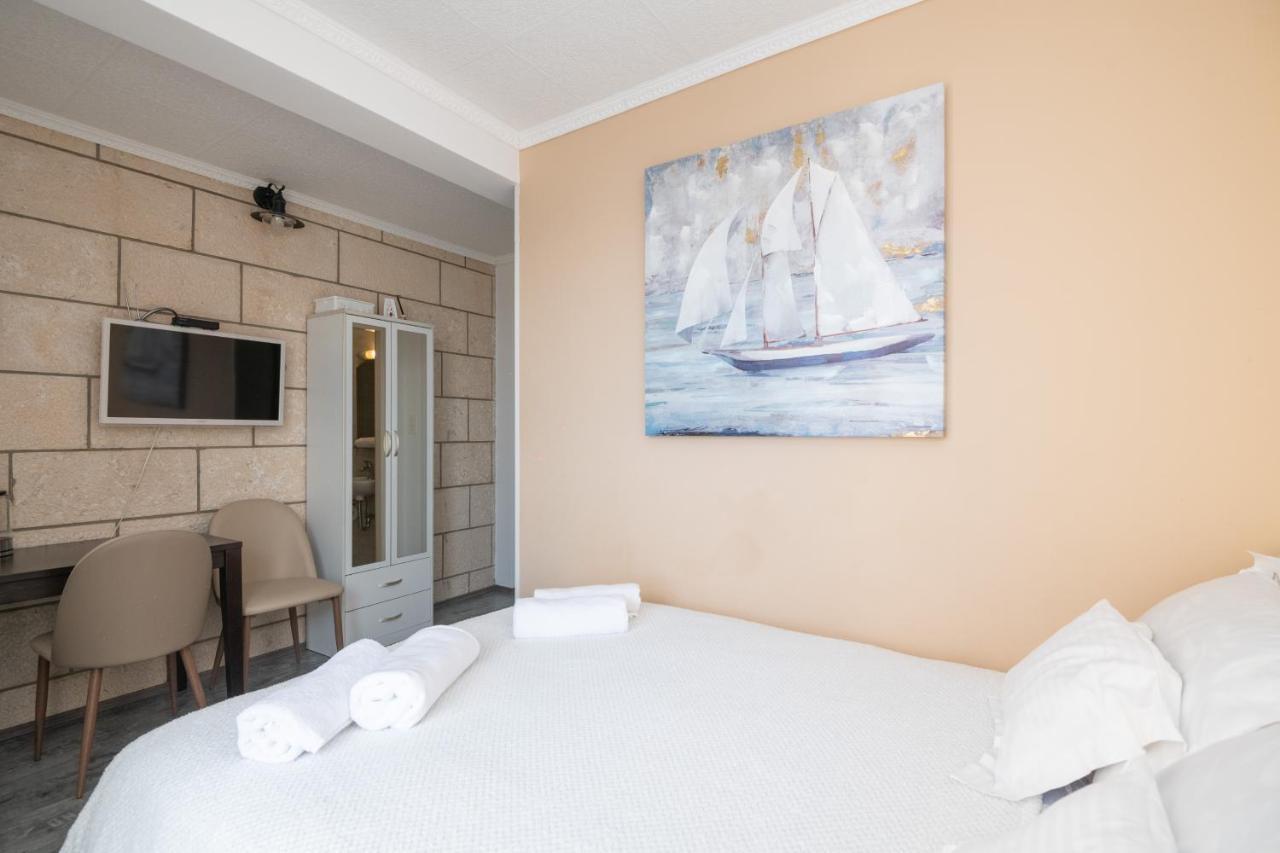 Pavlina Guest house *