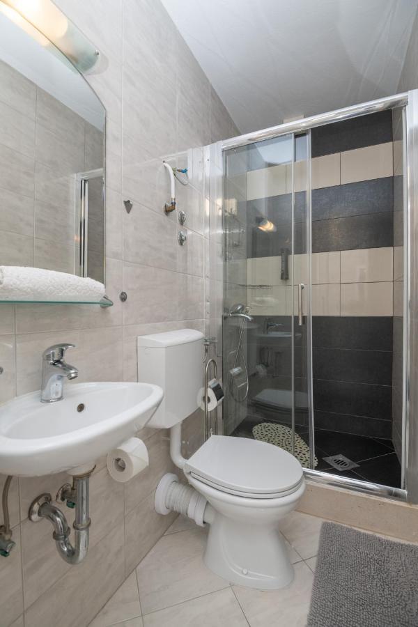 Pavlina Guest house