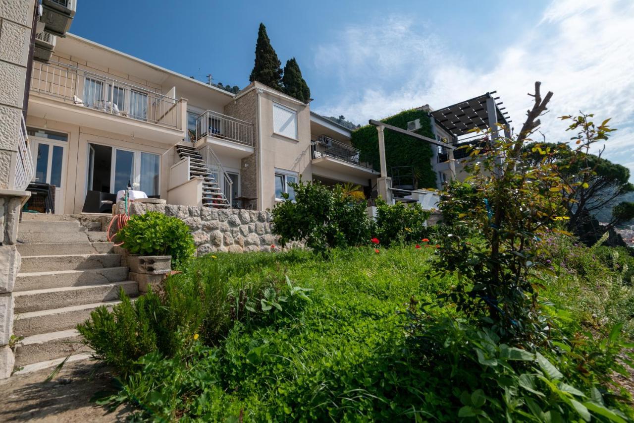 Pavlina Guest house