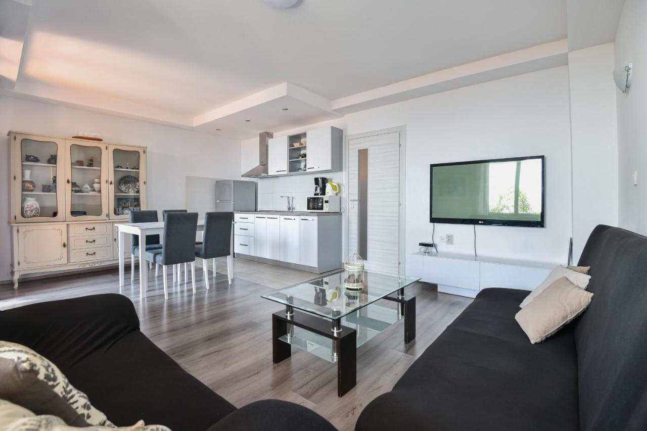 Pavlina Guest house